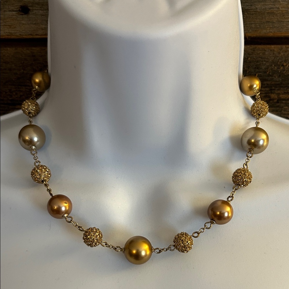 CAROLEE Elegant Gold and Silver Beaded Necklace